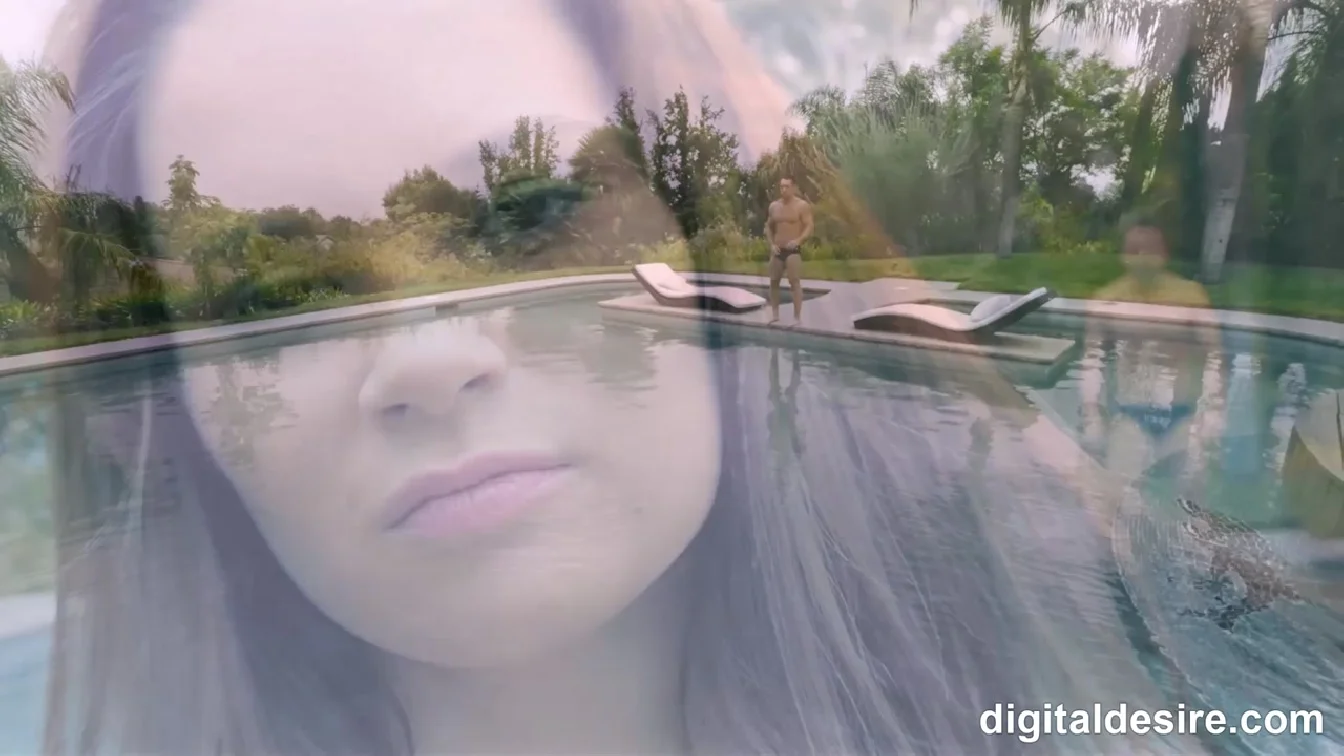 DigitalDesire Jenna J Ross Beauty Pleasures Herself In The Pool XXX